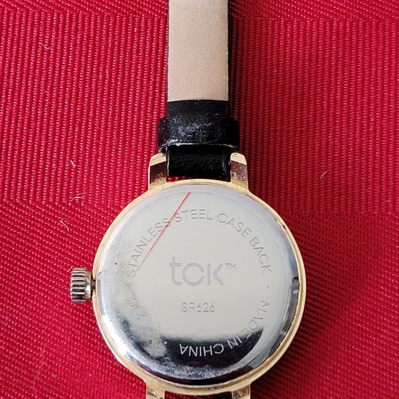 VINTAGE 1980'S, TCK WRIST WATCH!!! - Picture 2 of 3